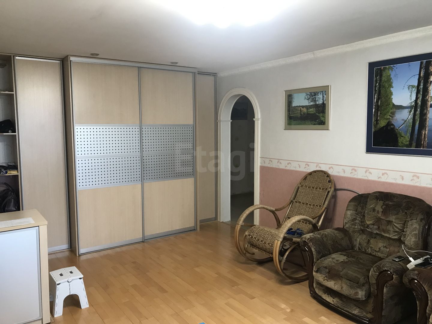 Продажа 4-комнатной квартиры, Красноярск, Металлургов пр-т, 18 Продажа 4-комнатной квартиры, Красноярск, Металлургов пр-т, 18
