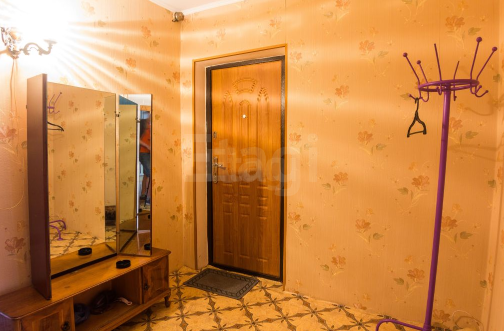 Продажа 3-комнатной квартиры, Красноярск, Железнодорожников, 8 Продажа 3-комнатной квартиры, Красноярск, Железнодорожников, 8
