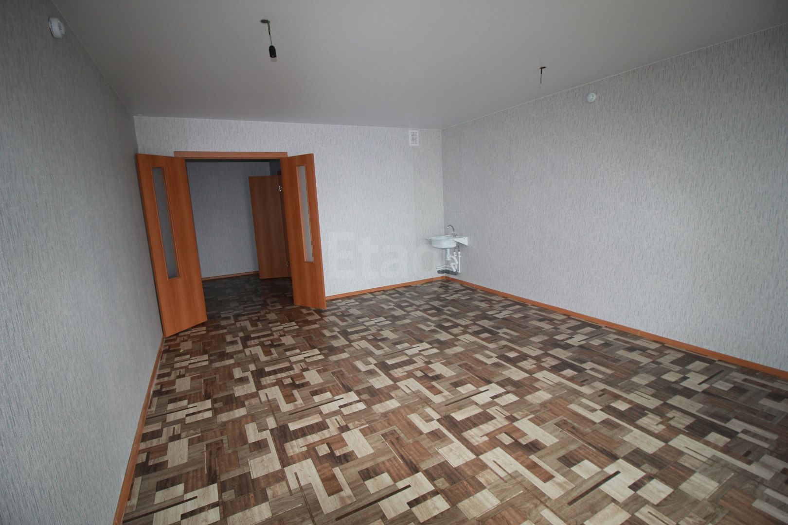 Продажа 2-комнатной квартиры, Красноярск, Лесопарковая, 11 Продажа 2-комнатной квартиры, Красноярск, Лесопарковая, 11