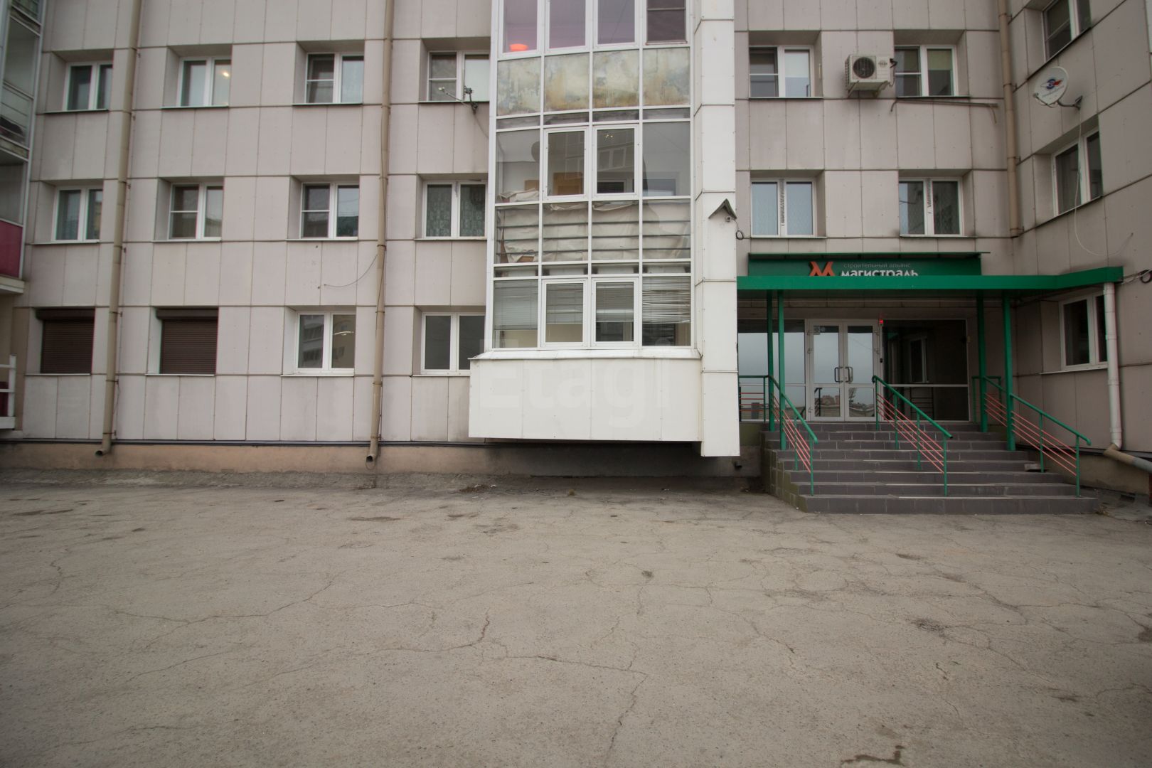 Продажа коммерческой недвижимости, 332м <sup>2</sup>, Иркутск, 2-я Железнодорожная