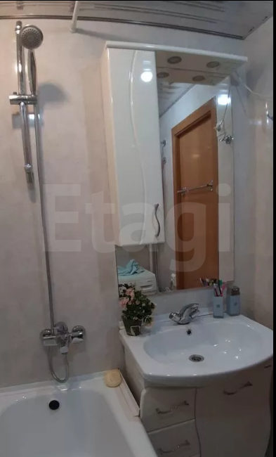 Продажа 3-комнатной квартиры, Красноярск, Молокова, 1г Продажа 3-комнатной квартиры, Красноярск, Молокова, 1г