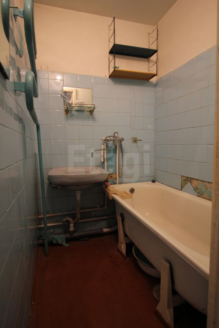 Продажа 3-комнатной квартиры, Красноярск, Металлургов пр-т, 10 Продажа 3-комнатной квартиры, Красноярск, Металлургов пр-т, 10
