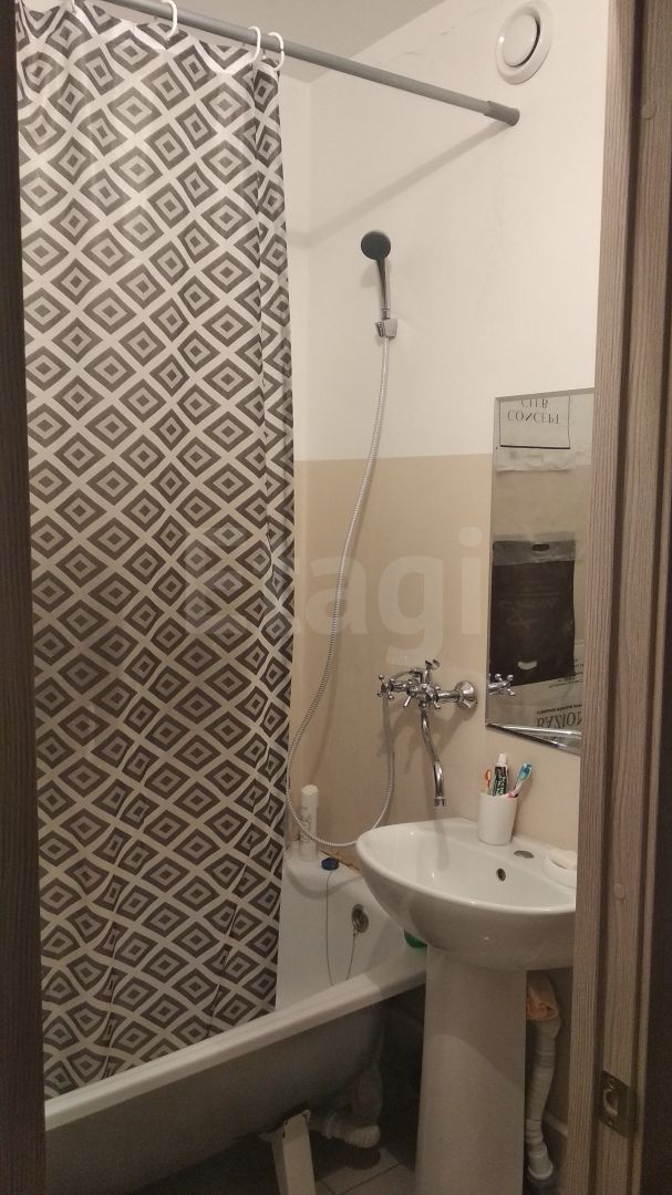 Продажа 2-комнатной квартиры, Красноярск, Апрельская, 5а Продажа 2-комнатной квартиры, Красноярск, Апрельская, 5а