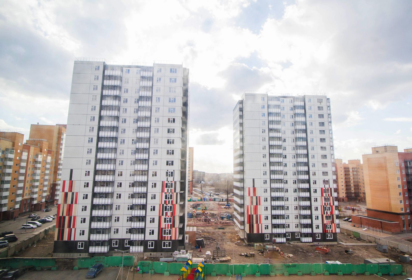 Продажа 2-комнатной новостройки, Красноярск, Апрельская, Мичурино Продажа 2-комнатной новостройки, Красноярск, Апрельская, Мичурино