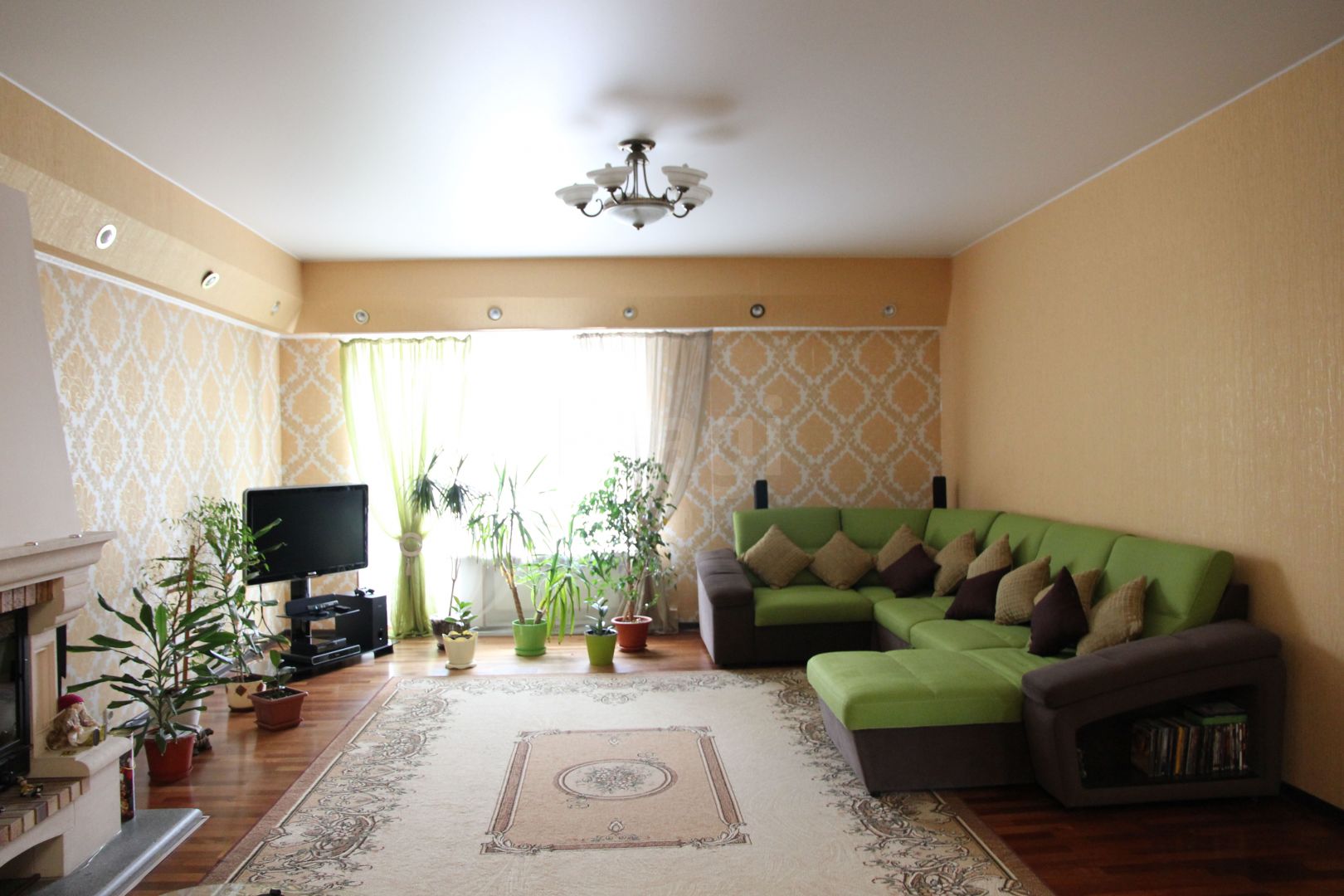 Продажа 4-комнатной квартиры, Красноярск, 78 Добровольческой бригады, 14а Продажа 4-комнатной квартиры, Красноярск, 78 Добровольческой бригады, 14а