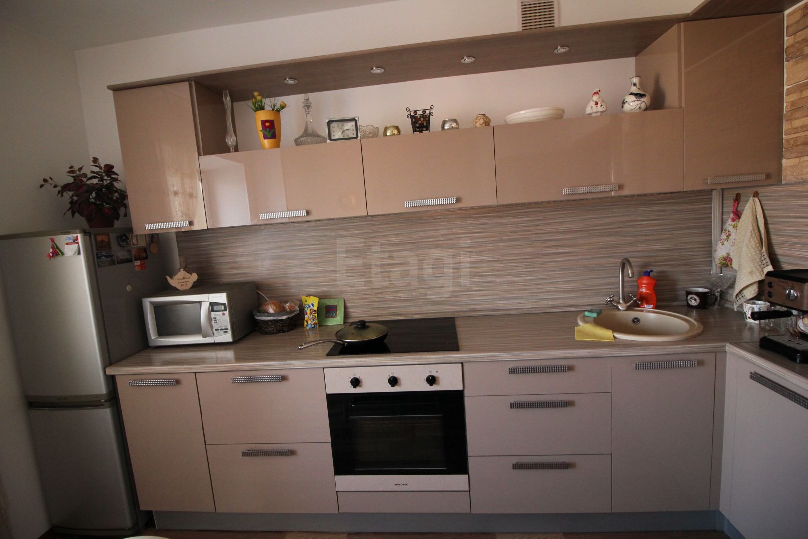 Продажа 2-комнатной квартиры, Красноярск, Борисова, 26а Продажа 2-комнатной квартиры, Красноярск, Борисова, 26а