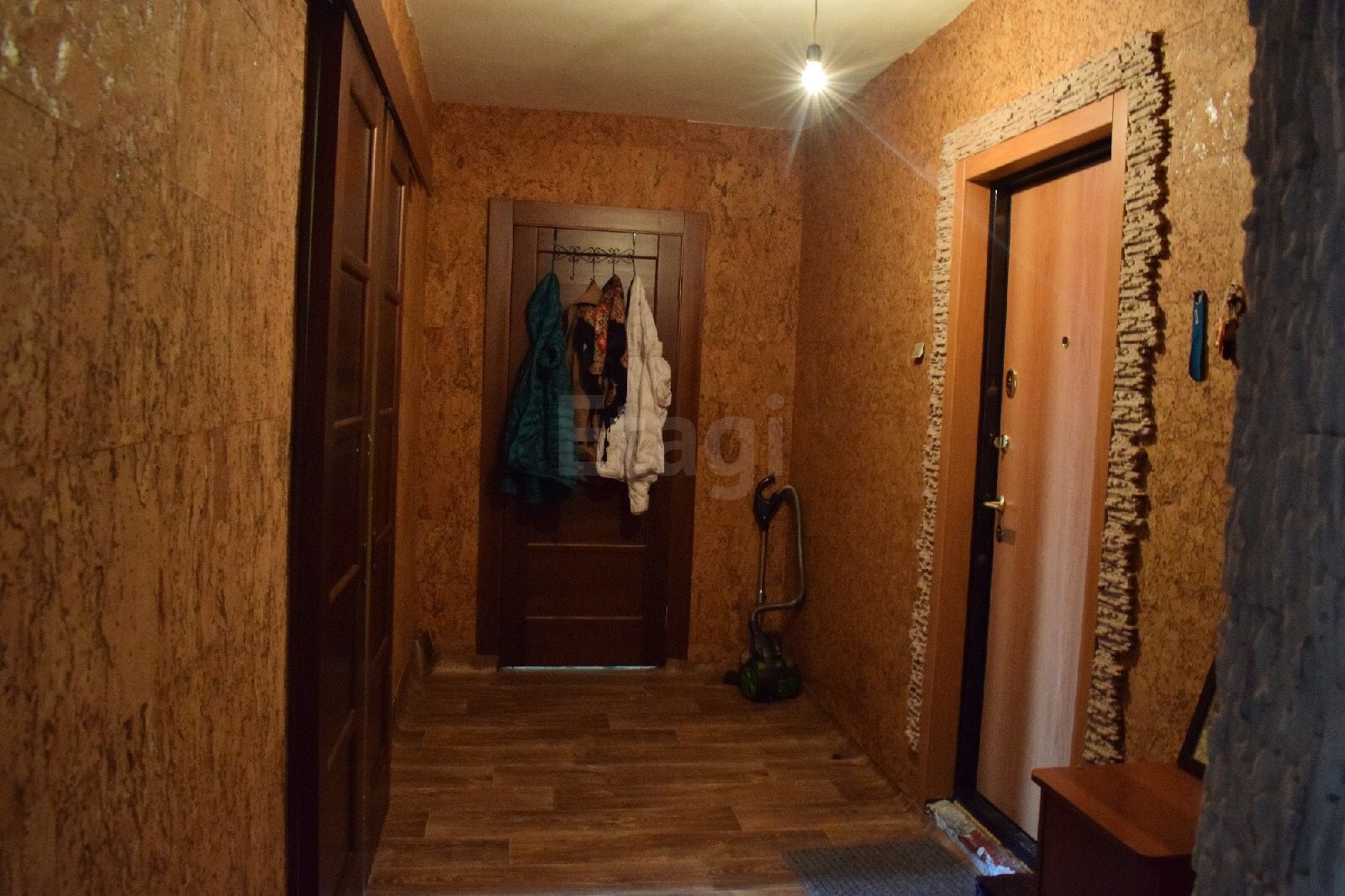 Продажа 2-комнатной квартиры, Красноярск, Металлургов пр-т, 6 Продажа 2-комнатной квартиры, Красноярск, Металлургов пр-т, 6