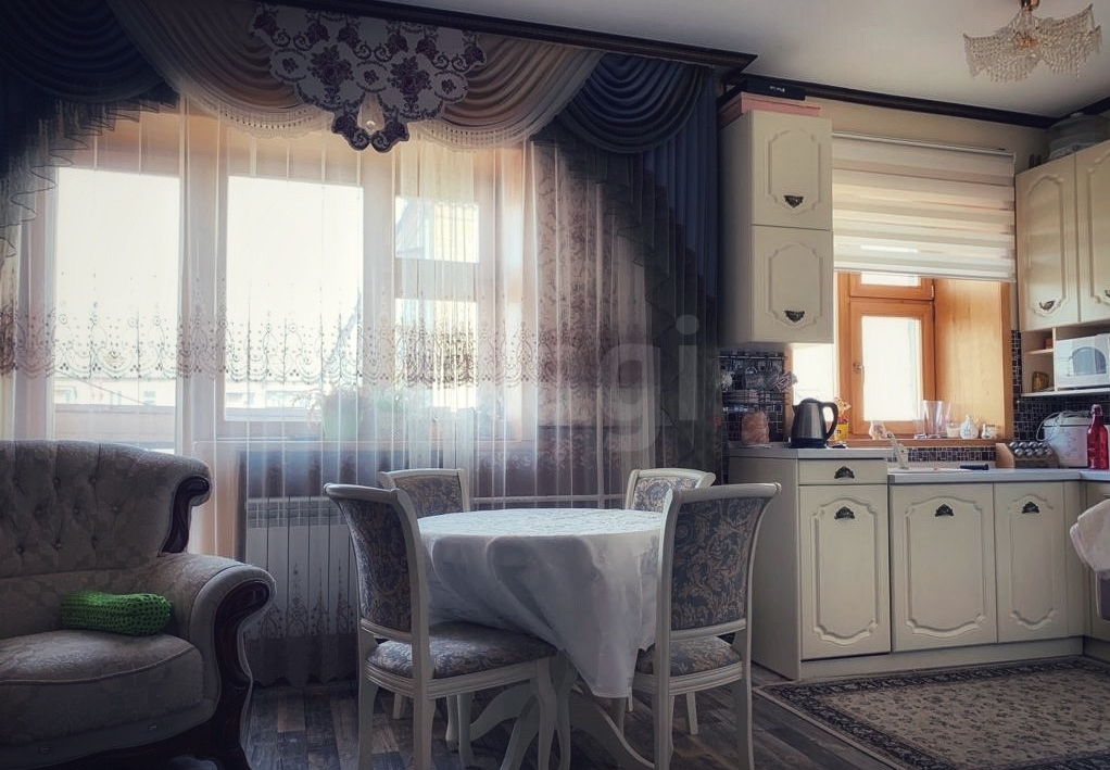 Продажа 3-комнатной квартиры, Красноярск, Урицкого, 120 Продажа 3-комнатной квартиры, Красноярск, Урицкого, 120