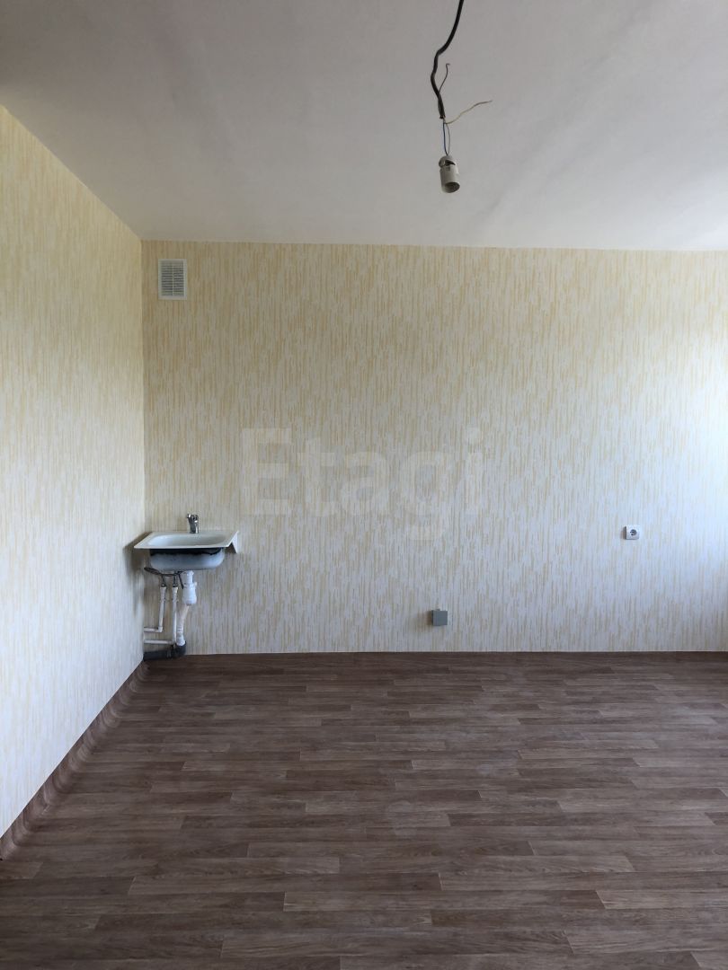 Продажа 1-комнатной квартиры, Емельяново, 2-ух Борцов, 37б Продажа 1-комнатной квартиры, Емельяново, 2-ух Борцов, 37б