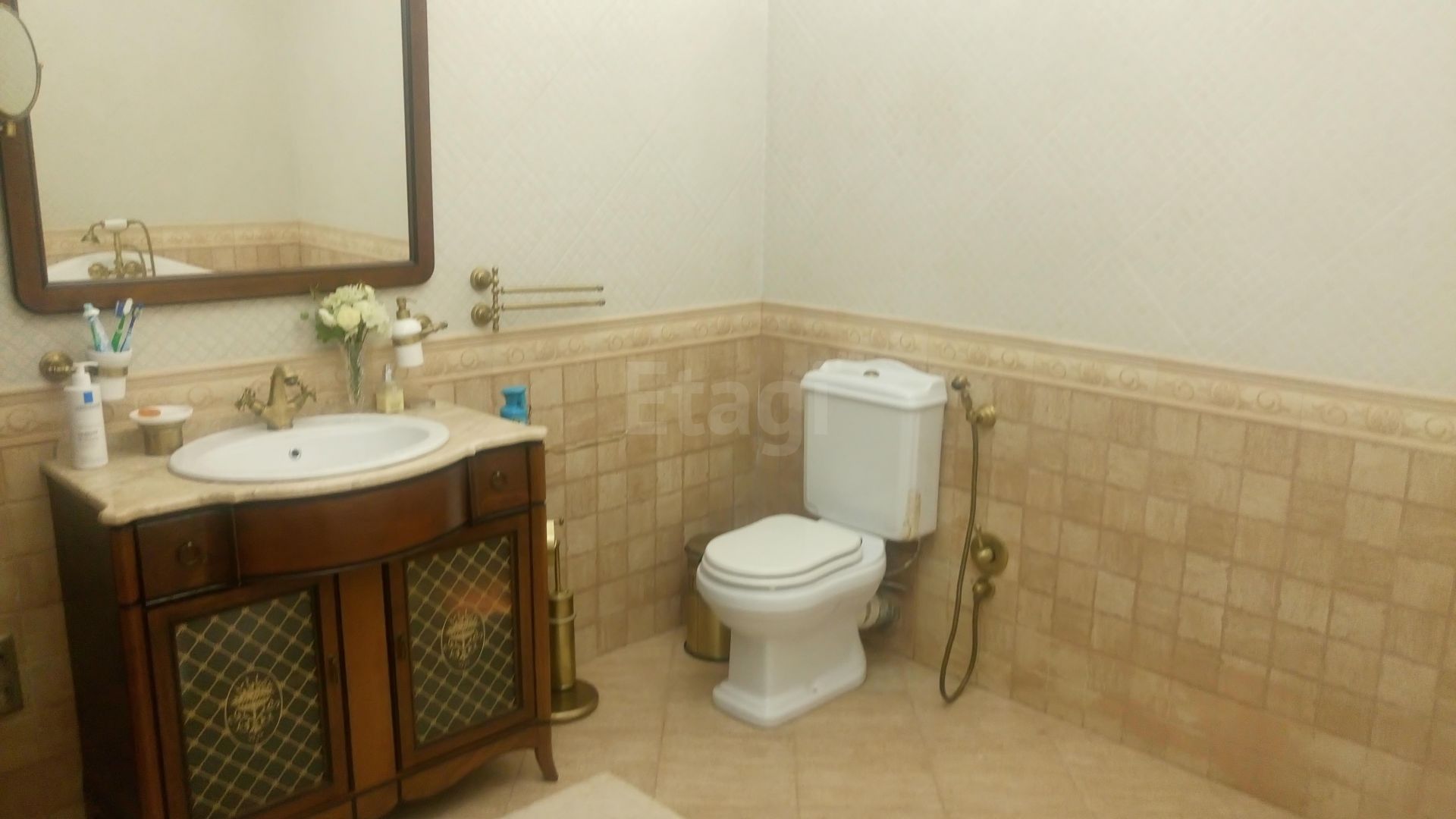 Продажа 3-комнатной квартиры, Красноярск, Мира пр-т, 7г Продажа 3-комнатной квартиры, Красноярск, Мира пр-т, 7г
