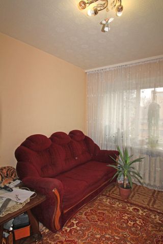 Продажа комнаты, г. Калуга, Баррикад 126
